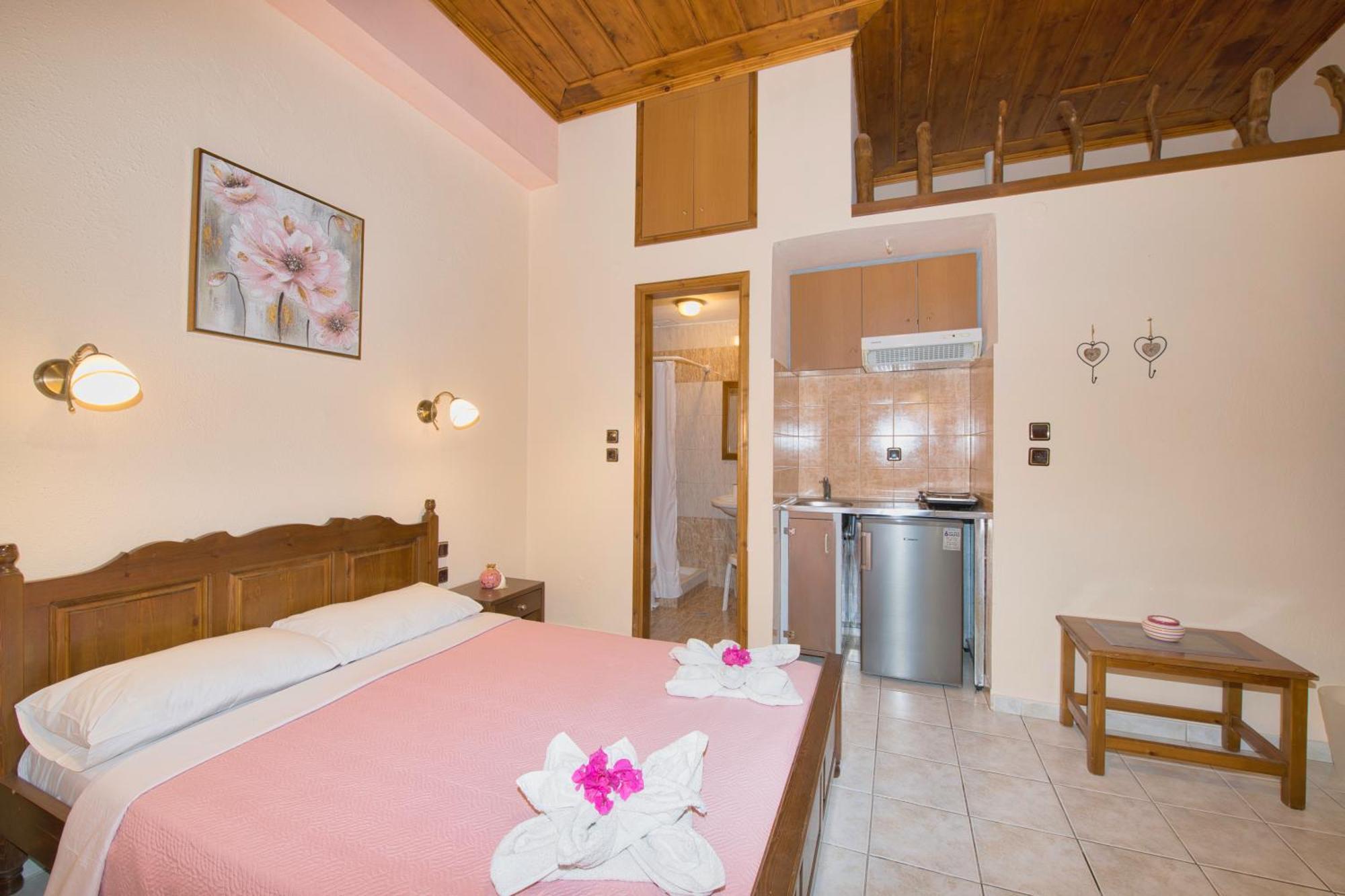 Naftilos Guest House Кала Нера Екстериор снимка