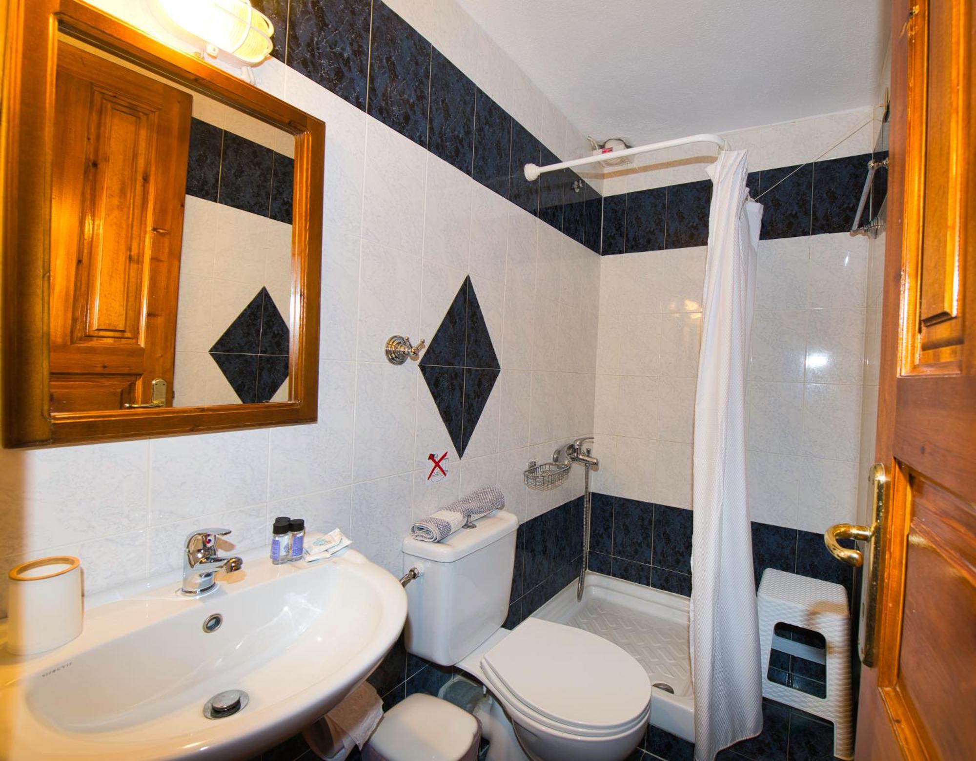 Naftilos Guest House Кала Нера Екстериор снимка