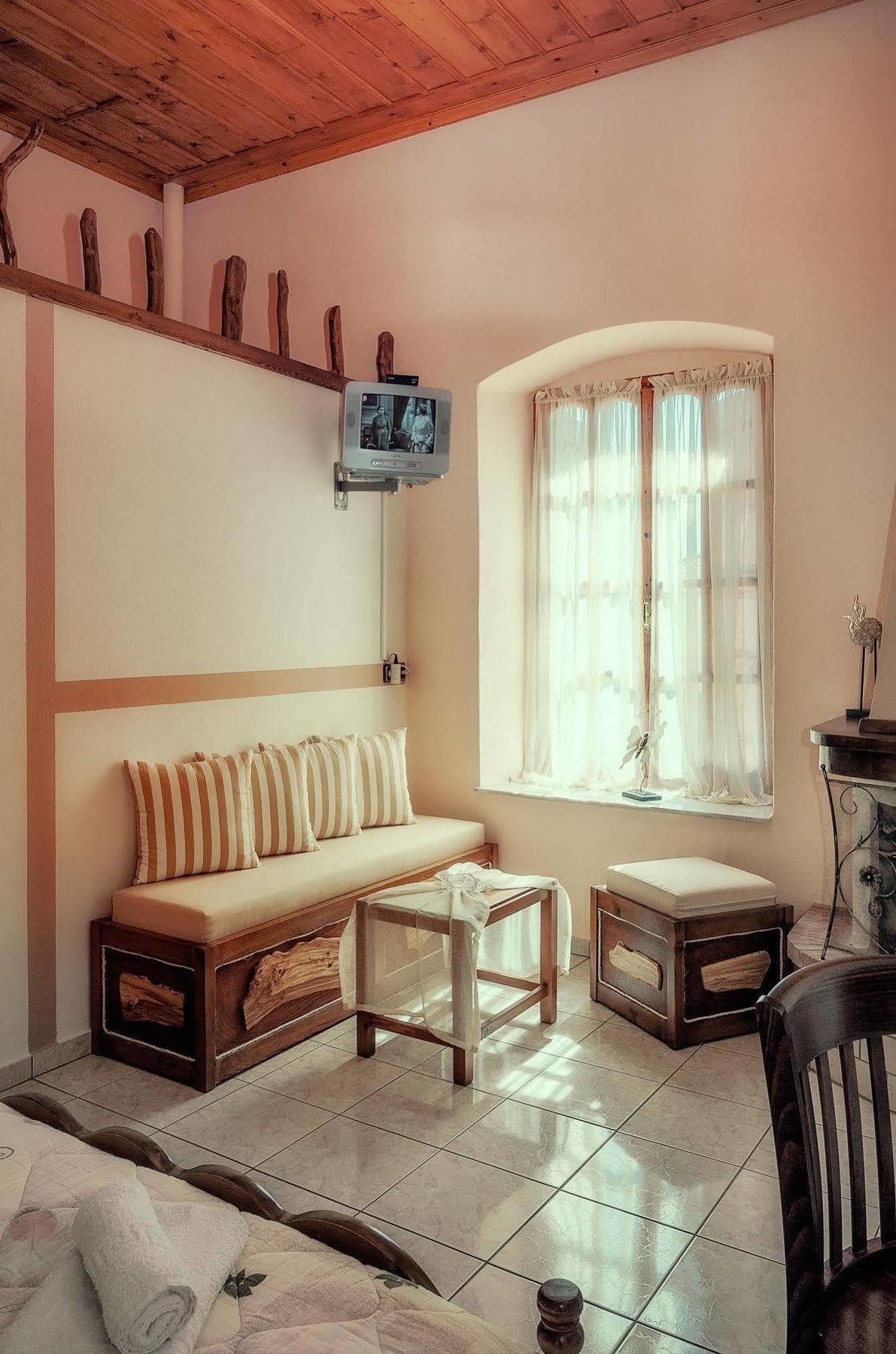 Naftilos Guest House Кала Нера Екстериор снимка